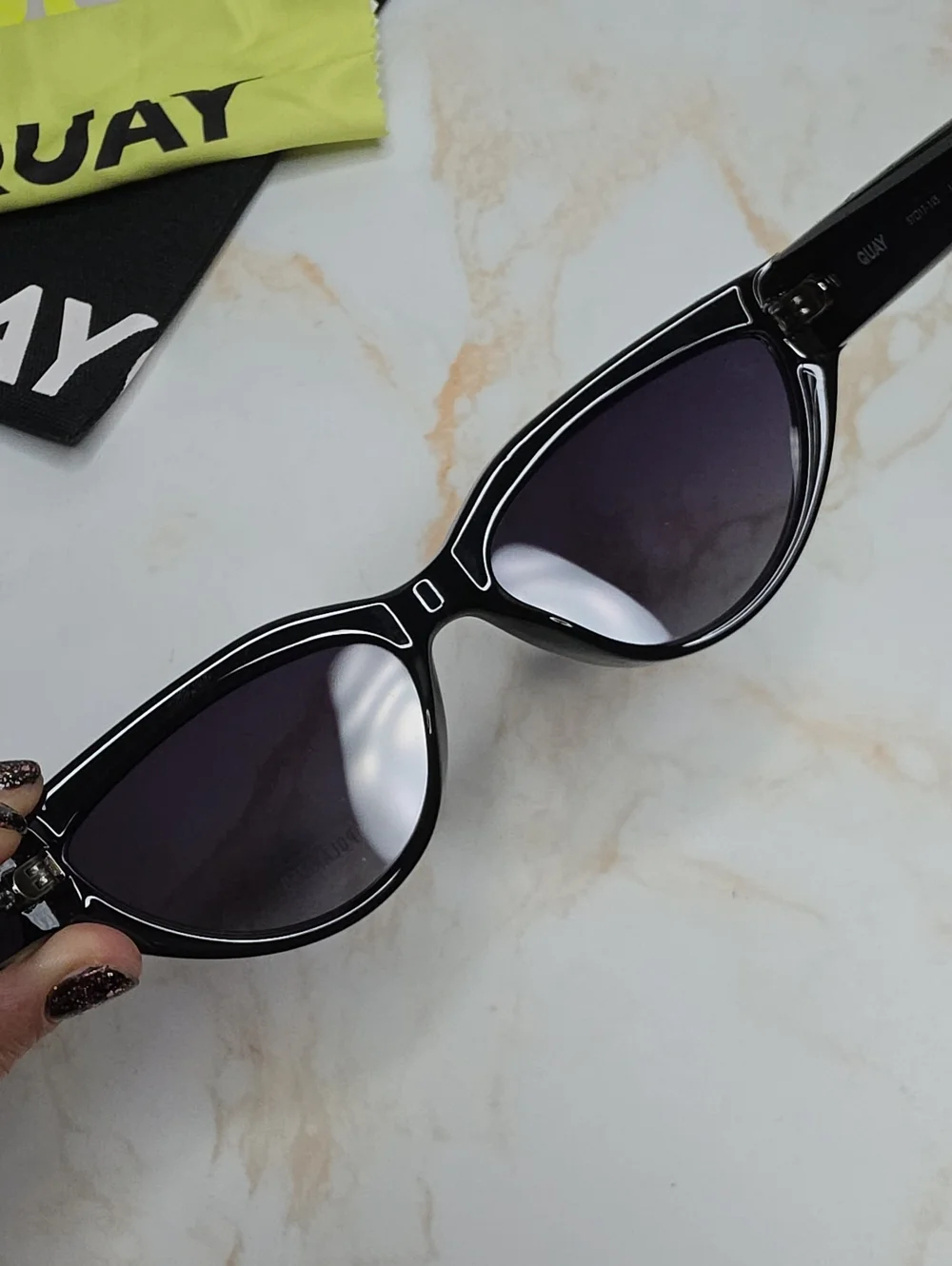 QUAY "NARROW DOWN" Black Cat Eye Frame / Smoke Polarized Lenses Sunglasses - Picture 8 of 11